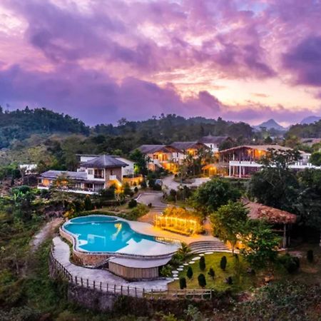 Bakhan Village Resort Mai Châu Esterno foto